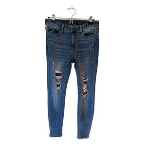 Judy Blue distressed skinny fit with flannel patch size 9/29